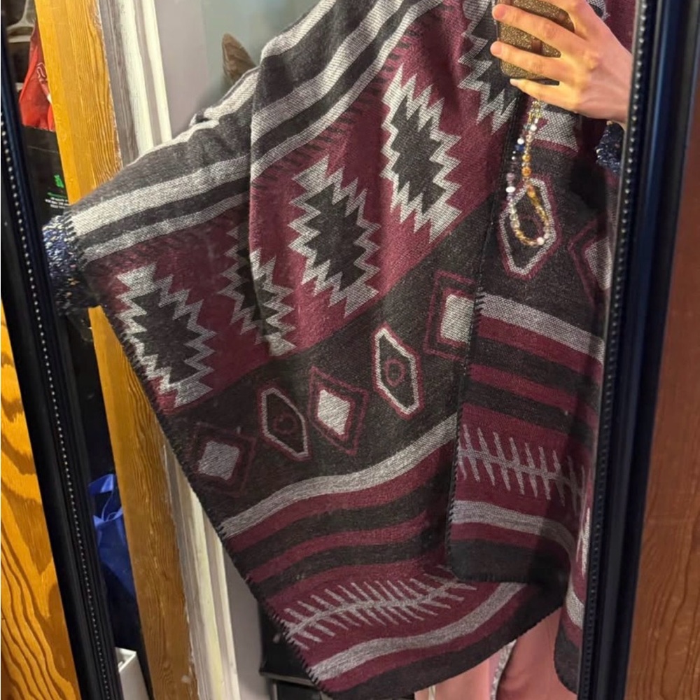 Women’s Geometric Poncho Scarf in Burgundy and Gray